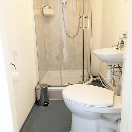 Serene 1 Bedroom Flat In Roath Cardiff Exterior photo